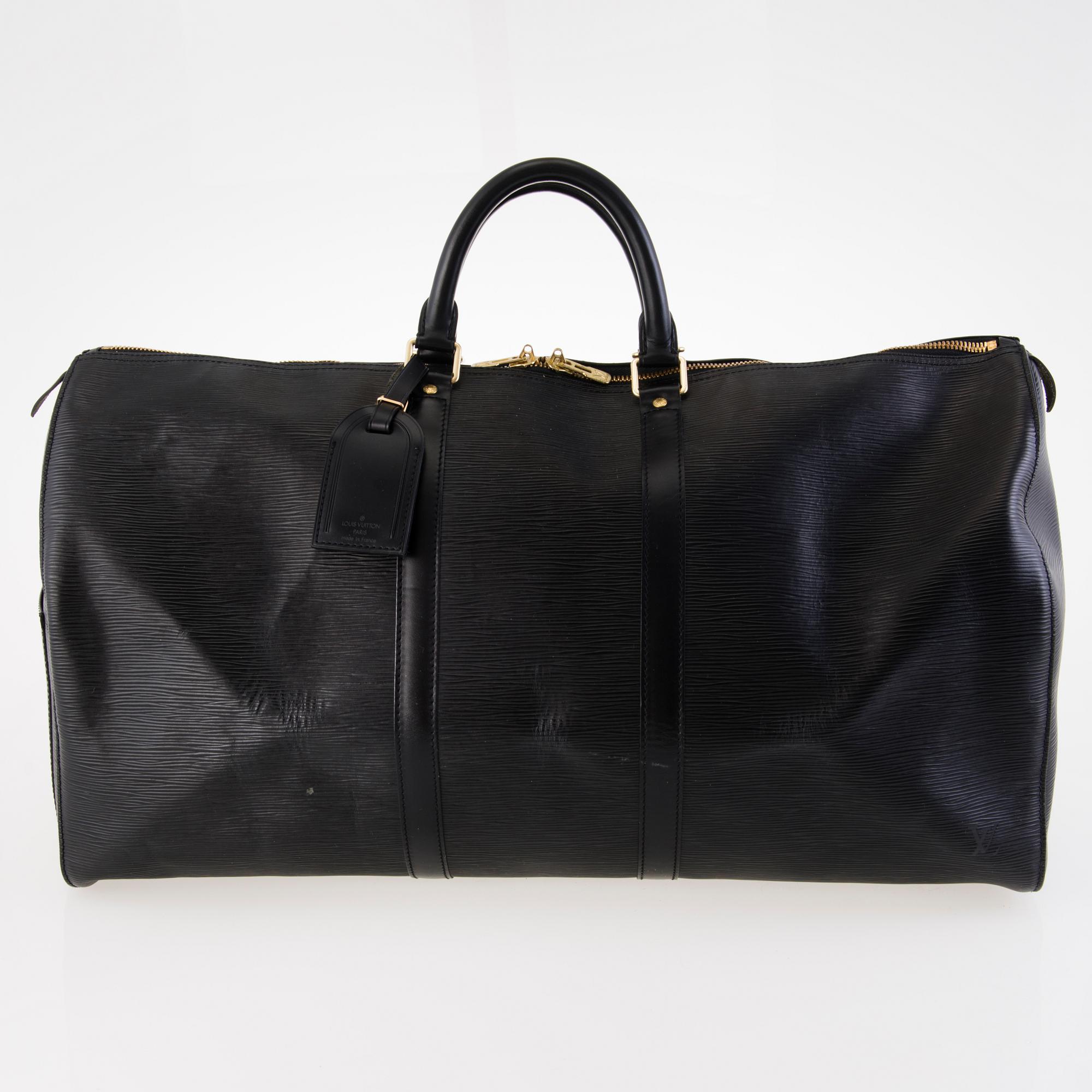LOUIS VUITTON BLACK EPI LEATHER KEEPALL 55 TRAVEL BAG.