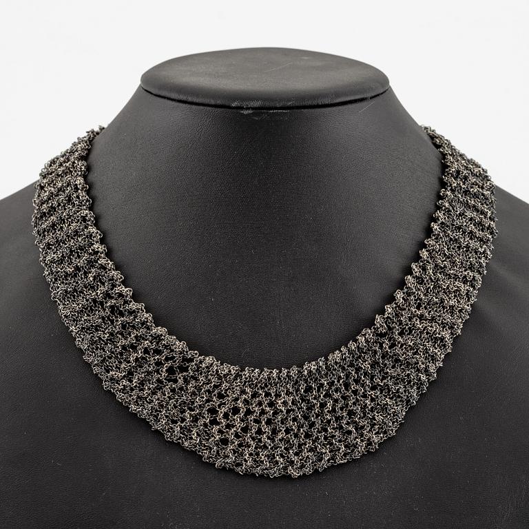 Collier och armband, silver.