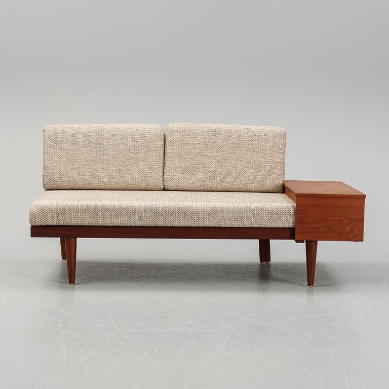 Haldor Vik och Ingmar Relling, soffa / dagbädd, 'Svane', Ekornes, Norge, 1960-tal.