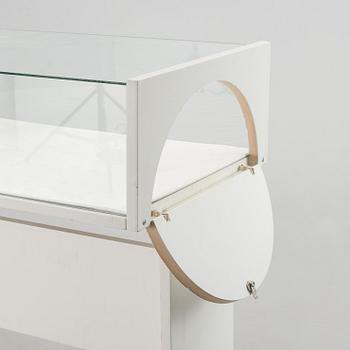 A STAND CABINET, end of 20th century.