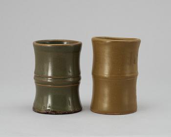 A set of two brush pots, Qing dynastin.