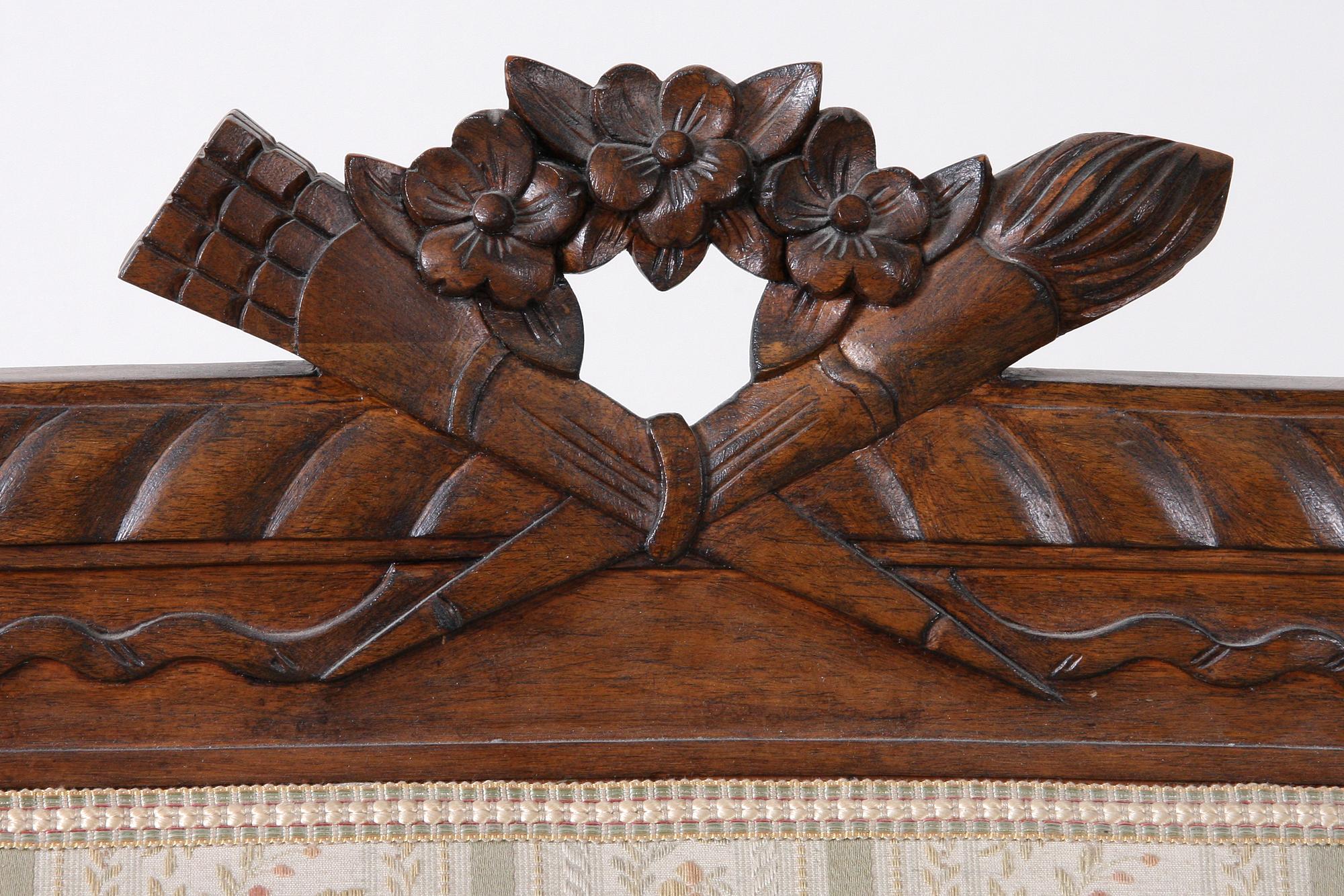 SALONGSGRUPP, 4 delar, Louis XVI-stil.