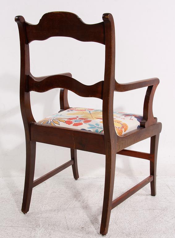 KARMSTOL. Engelskstil.