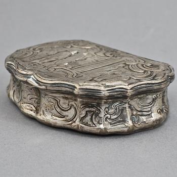 DOSA, silver, 1800-talets andra hälft. Vikt 98 g.