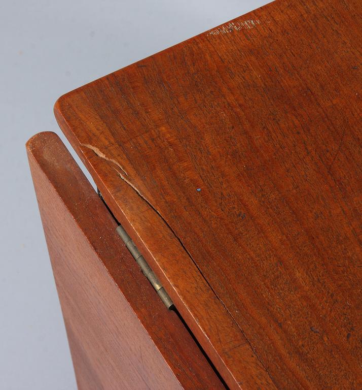 SYBORD, "AT-33". Hans J. Wegner, Andreas Tuck, Danmark.