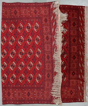 MATTA, semiantik, Tekke Turkmen. Ca 340 x 240 cm.