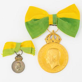 Guldmedalj  Gustaf VI Adolf, Sverige, Kungliga Patriotiska Sällskapet 1964.