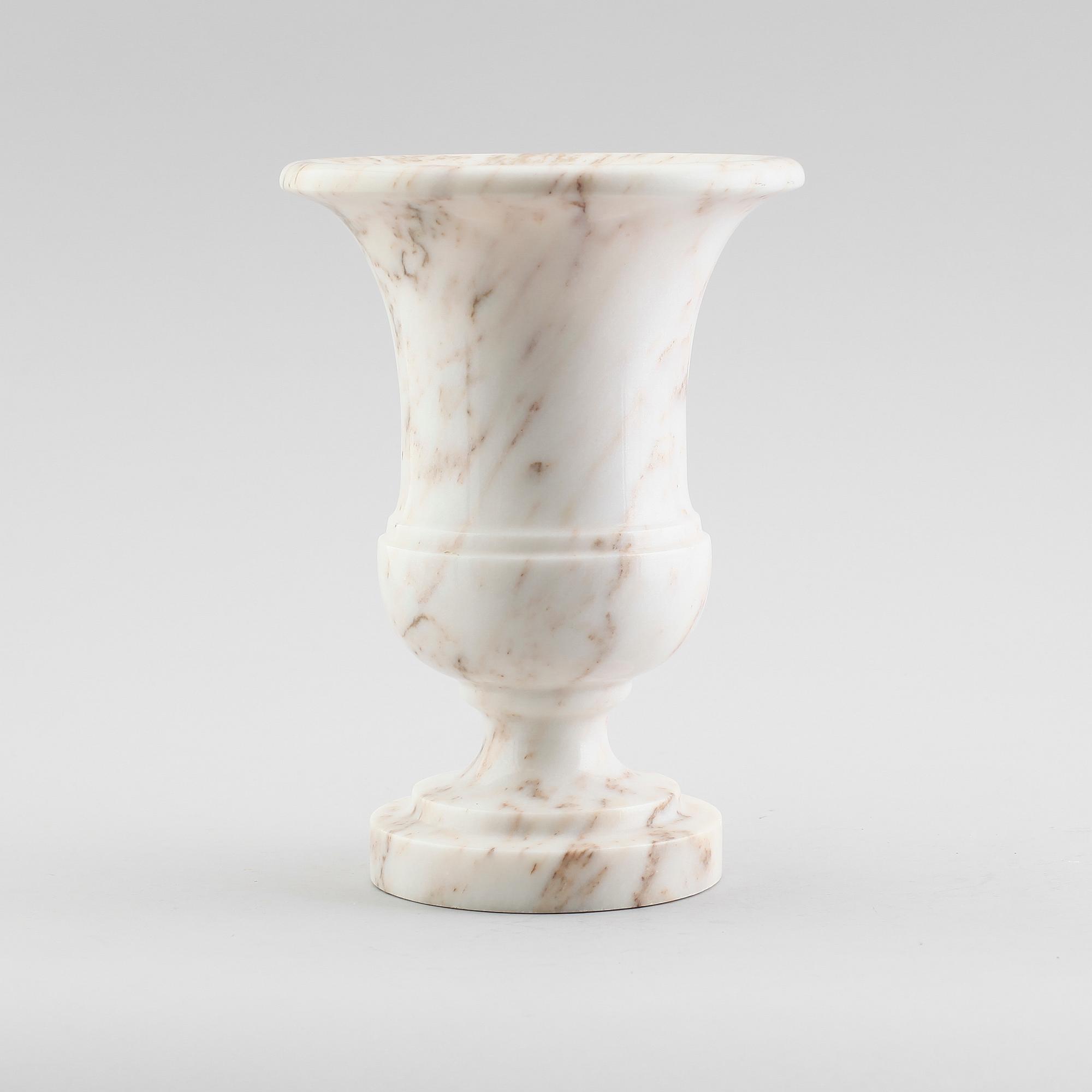 URNA, marmor 1900-/2000-tal.