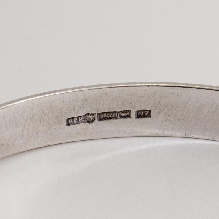 ARMBAND, stämplad AEK 916H, Helsingfors, 1966.