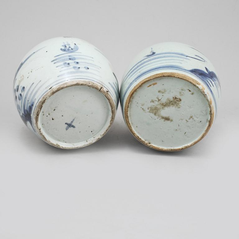 BOJANER, 2 st, porslin, Kina, 1800-tal.