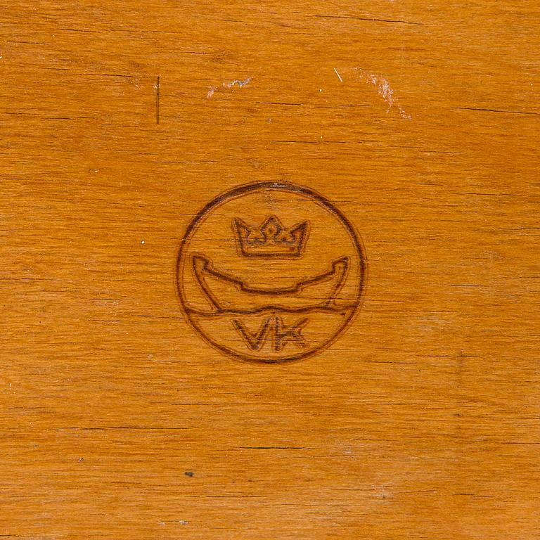Alvar Aalto, a mid-20th century 'A86' table for O.Y. Huonekalu-ja Rakennustyötehdas A.B.