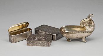 PARTI SILVER, 4 delar, bla Sverige, 1900-tal. Totalvikt ca 692 g.