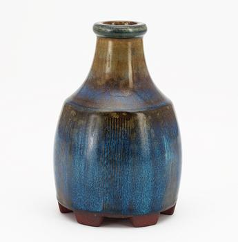 A Wilhelm Kåge 'Farsta' stoneware vase, Gustavsberg studio 1956.