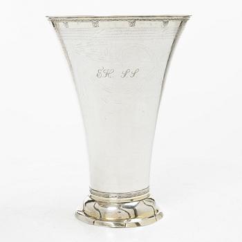 A Swedish 18th century parcel-gilt silver beaker, mark of Eric Ramstedt, Härnösand 1795.