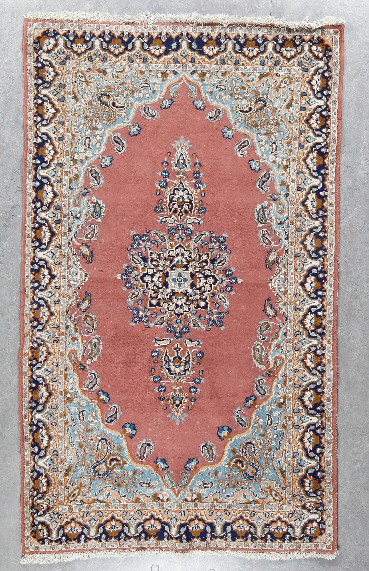 MATTA, Kashmir/Indien, ca 248x150 cm.