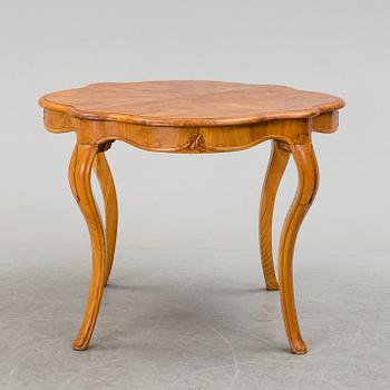 An early 20th century table.