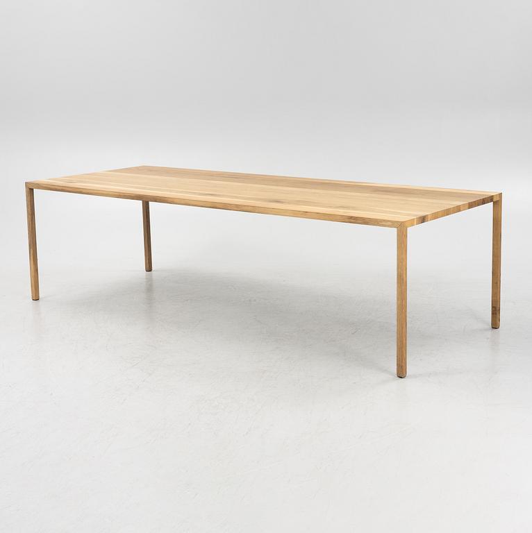 Piergiorgio & Michele Cassangia, matbord, "Tense Material Table", MDF Italia.