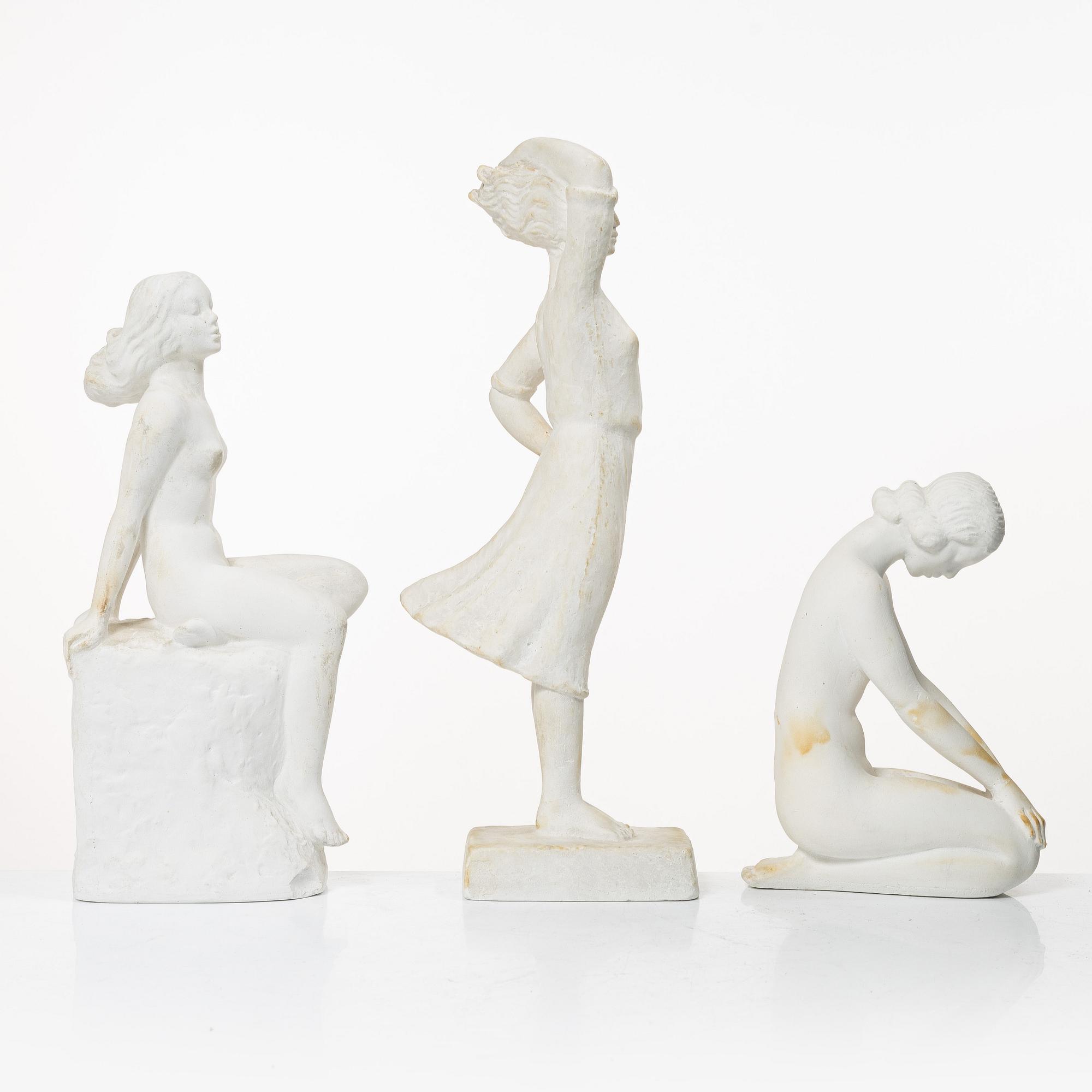 Carin Nilson, ”Västanvind”, ”Styra” and sitting girl.