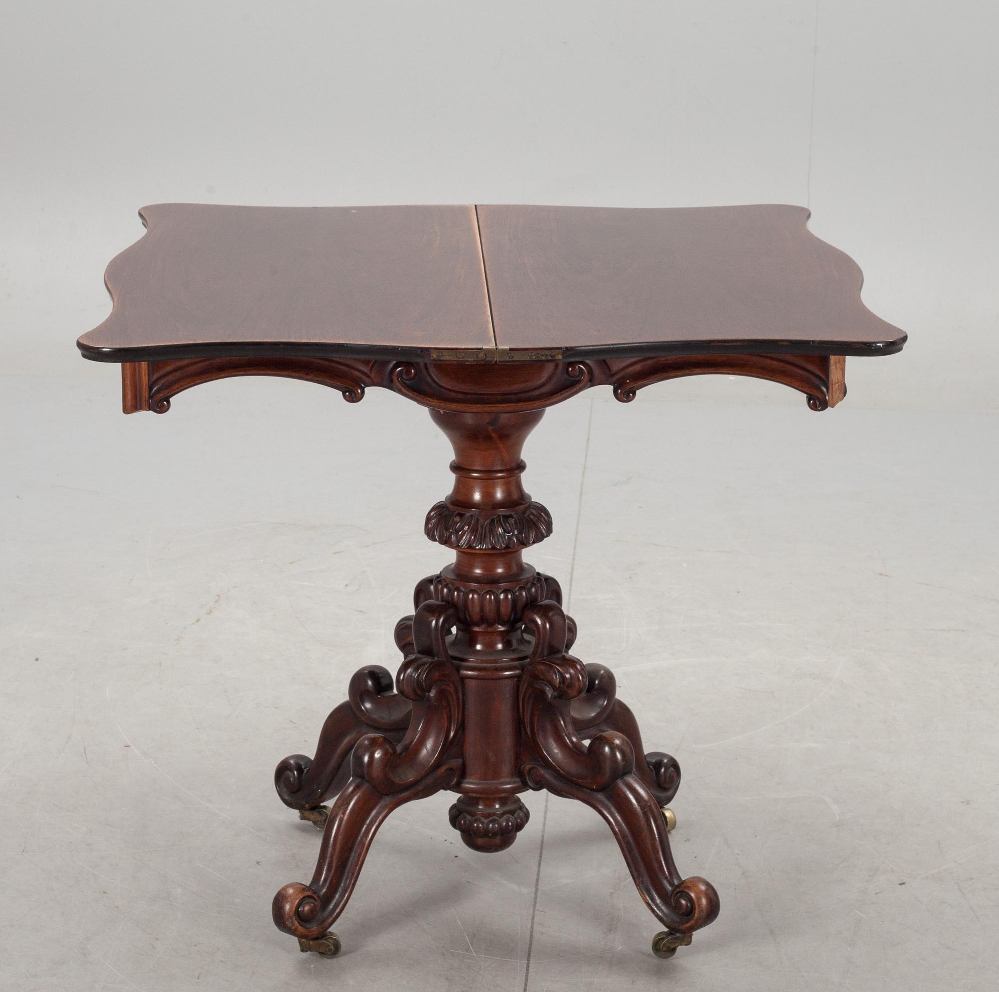 SPELBORD, nyrokoko, 1800-talets andra hälft.
