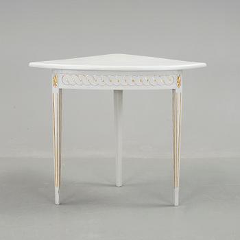 HÖRNBORD, gustaviansk provins, tidigt 1800-tal.