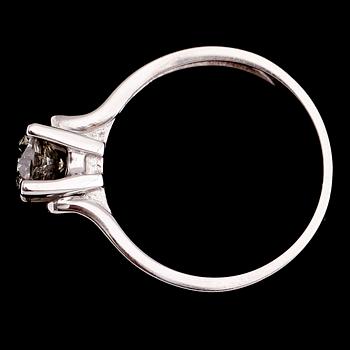 RING, 18 k vitguld, briljantslipad diamant 0.97 ct.