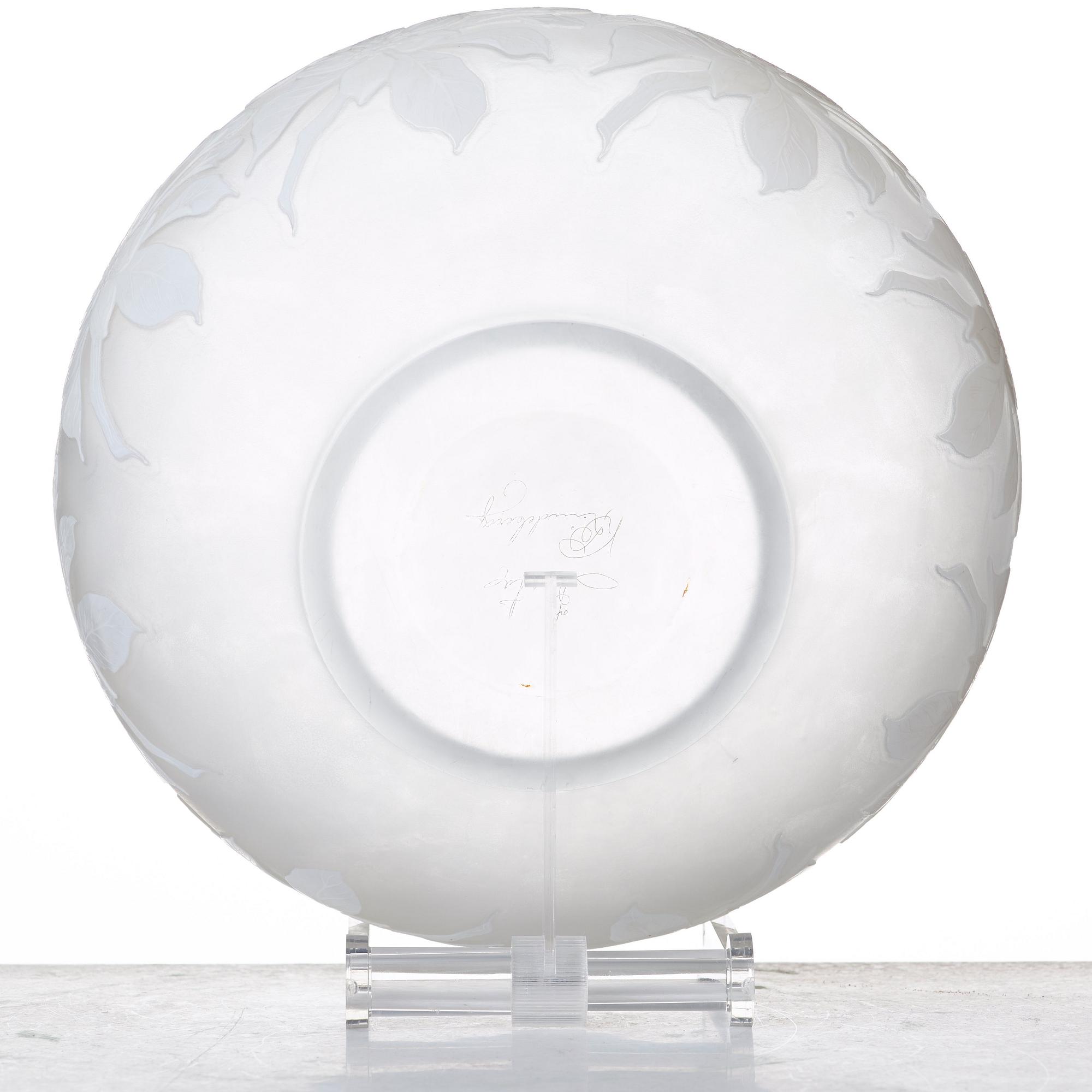 Karl Lindeberg, an Art Nouveau cameo glass bowl, Kosta.