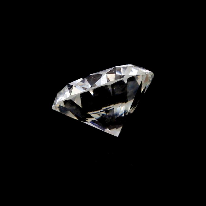 BRILLIANT CUT DIAMONDS, loose. Weight 0.65 cts.