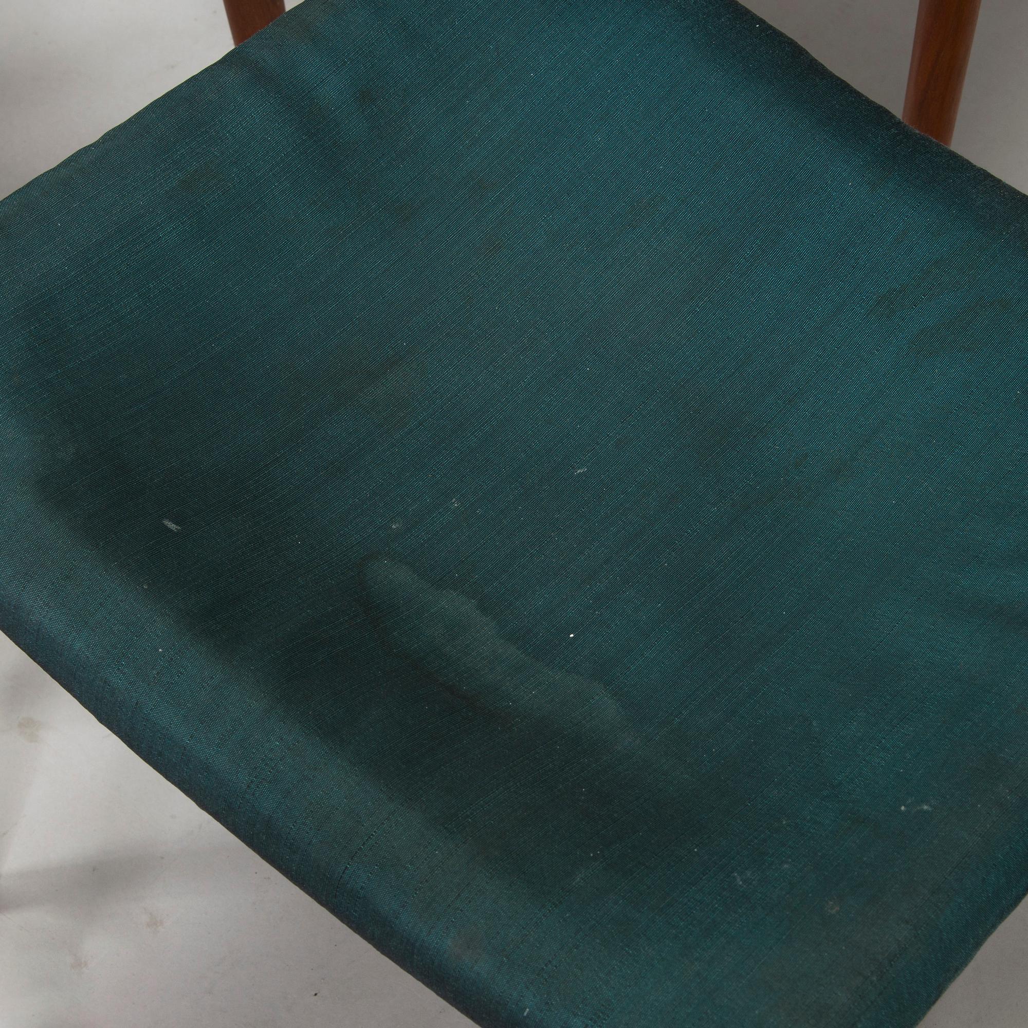 Niels Otto Møller, tuoleja, 6 kpl, malli 77, J.L. Møllers Møbelfabrik, Tanska, 1960-luku.