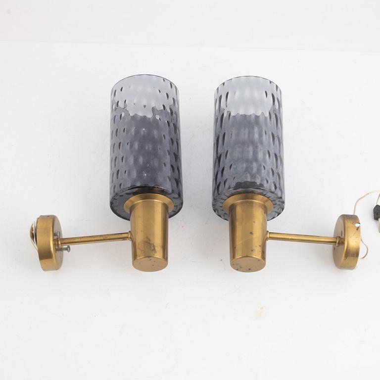 A pair of wall lights, second half of the 20th Century.