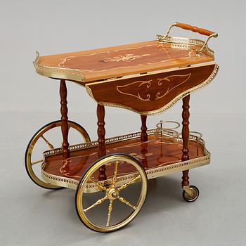 SERVERINGSVAGN, 1900-talets andra hälft.