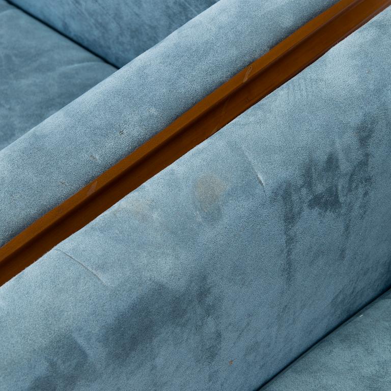 Antti Evävaara, A pair of "Vekki" armchairs, manufacturer Studio Antti E, early 1990s.