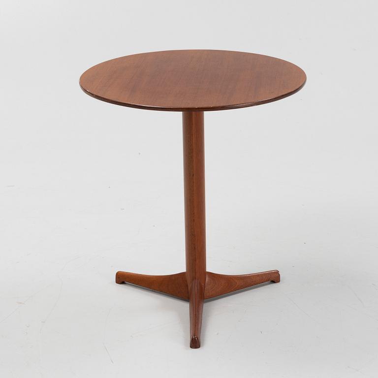 Kerstin Hörlin-Holmquist, a mahogany veneered 'Äpplet' side table, Triva, Nordiska Kompaniet.
