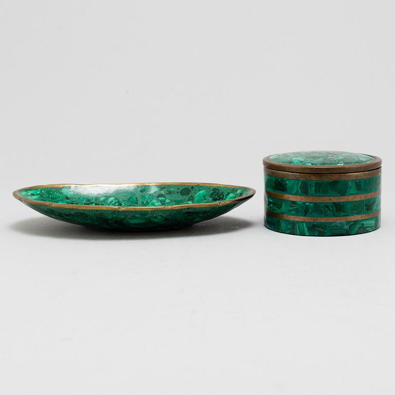 A box with lida and a bowl, malachite and brass, early 20th century.