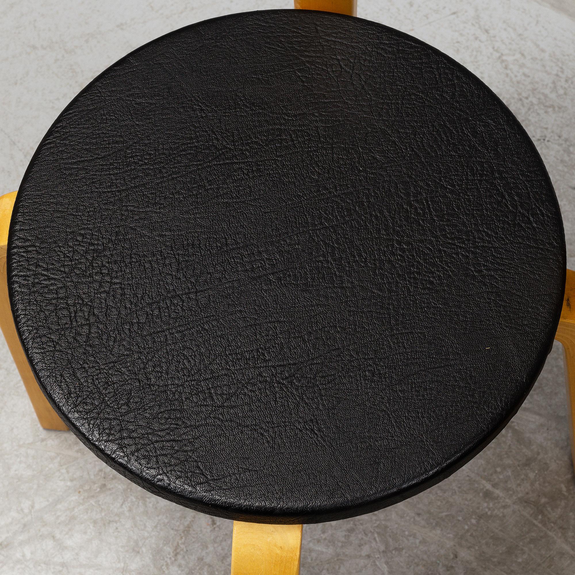 ALVAR AALTO, stolar, 5 st, modell 68, Artek, 1900-talets slut.
