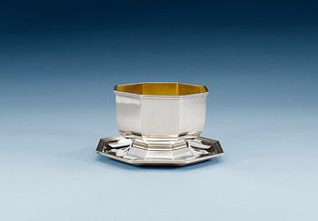 942. AN ATELIER BORGILA sterling sauce boat, silver gilt inside, Stockholm 1942.