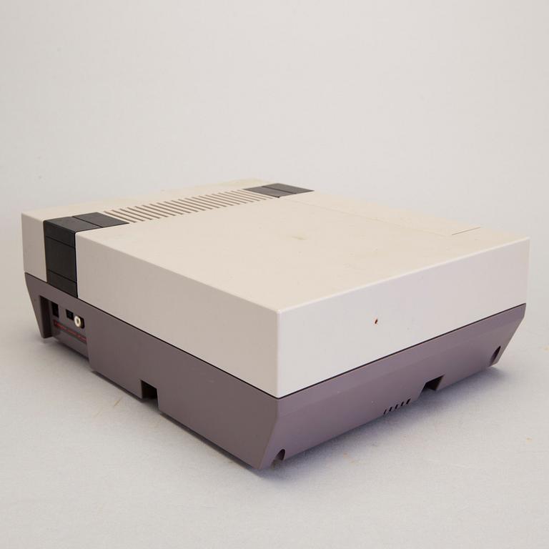 NINTENDO, 8-bit, 1980s.