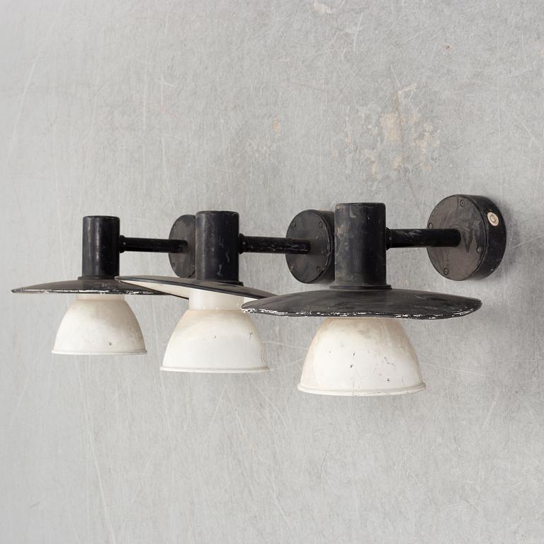Ateljé Lyktan, utomhusbelysning, 3 st, "Stockholm 370" design Olle Andersson.