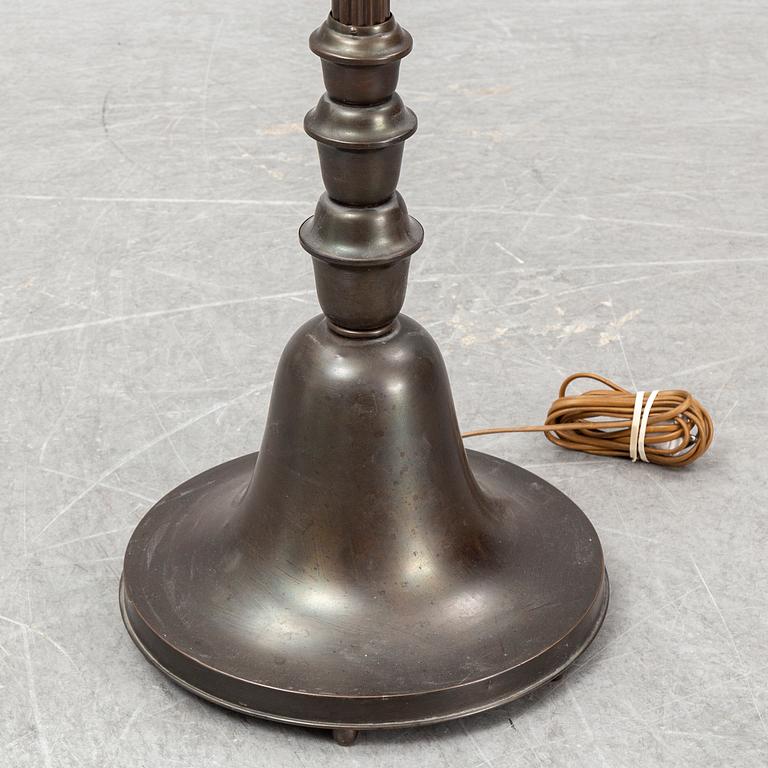 GOLVLAMPA,  1920/30 tal.