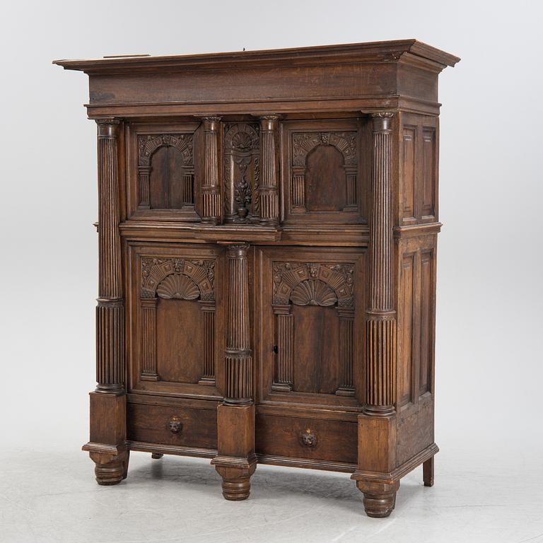 Skåp, barockstil, 1800-tales andra hälft.