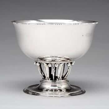 Georg Jensen, an 830/1000 silver bowl, Copenhagen 1919, nr 19, The Louvre model.