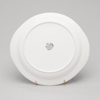 A 43-piece porcelain dinnerware set, "Blå blom", Gustavsberg.