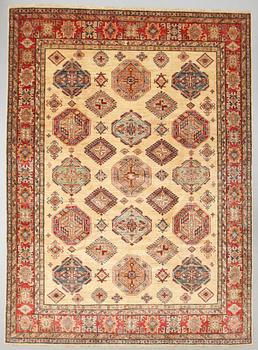 MATTA, Uzbek, ca 290 x 214 cm.