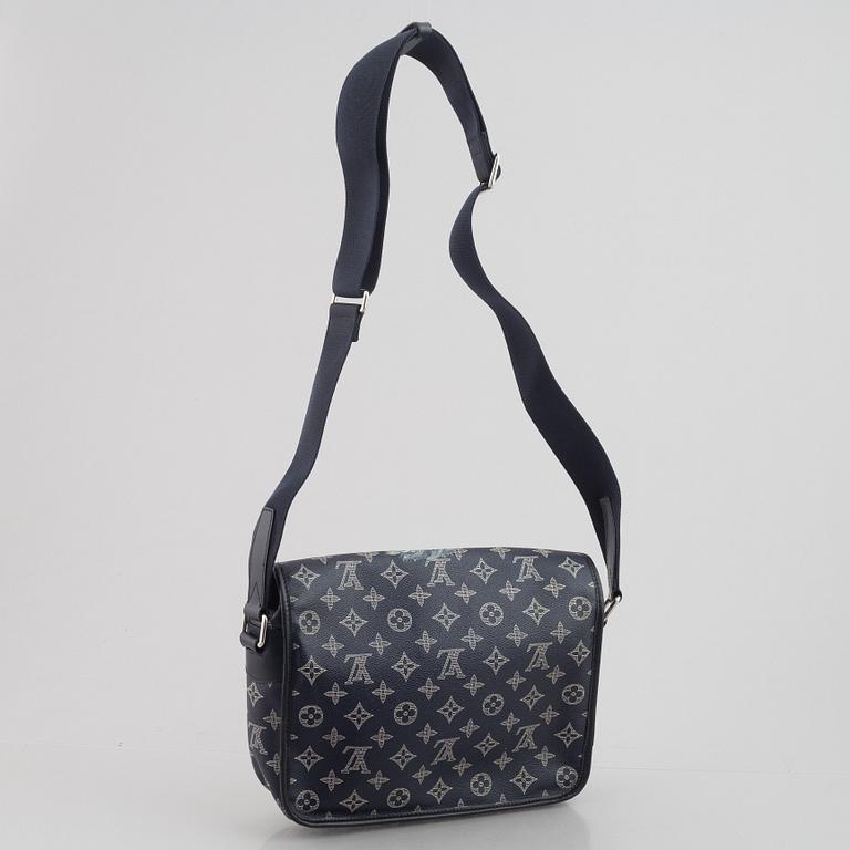 Louis Vuitton X Chapman Brothers, väska, "Encre Savane Messenger Bag", 2017.