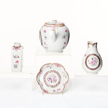 A famille rose tea service, Qing dynasty, Qianlong (1736-95). (18 pieces).