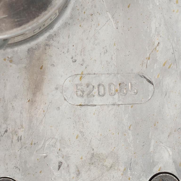 Arne Jacobsen, fåtölj, "Svanen", för Fritz Hansen Danmark, numrerad 7009.