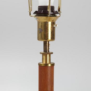 Golvlampor, ett par, HW armatur, 1900-talets andra hälft.