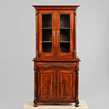 BOKSKÅP, nyrenässans, 1800-talets slut.