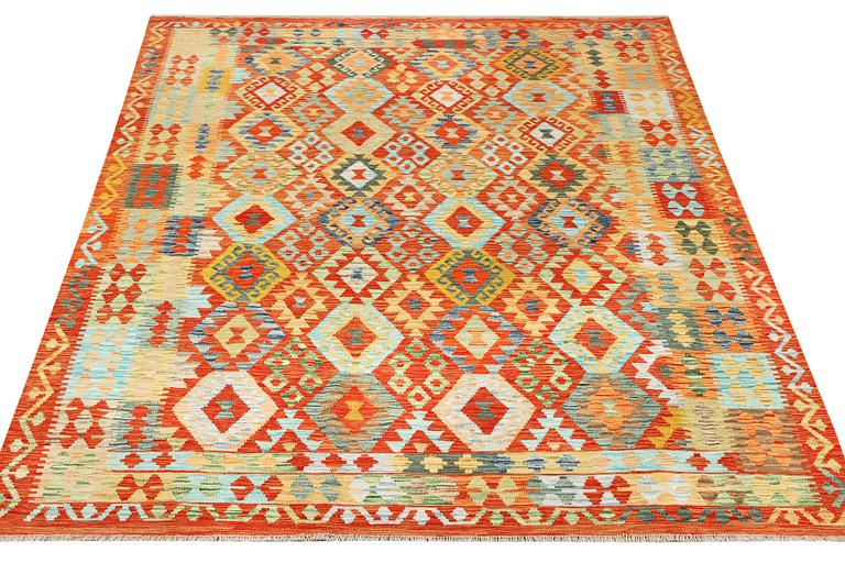 A Kilim carpet, ca. 304 x 208 cm.