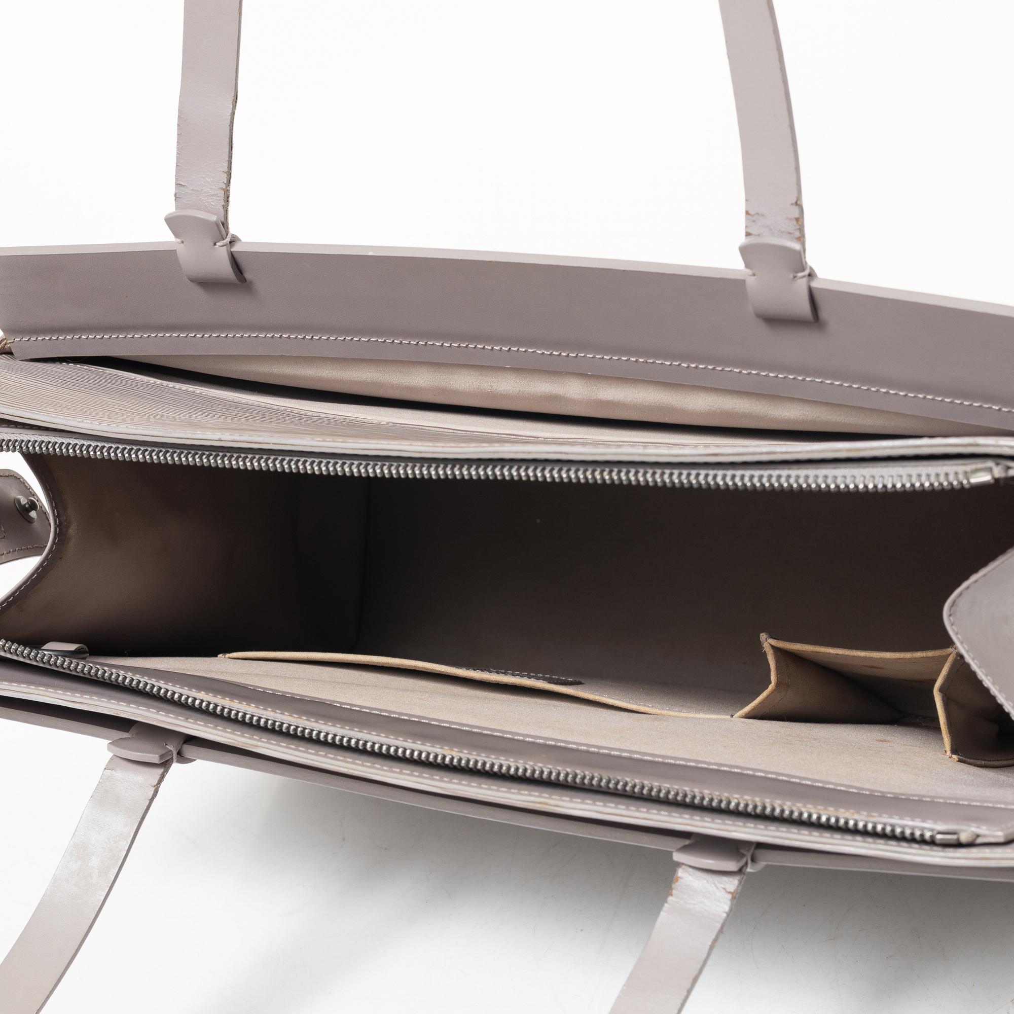 Louis Vuitton, Bag, "Epi Croisette MM".