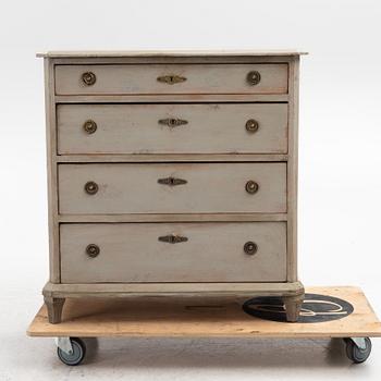 A painted chest of drawers, 19th century.